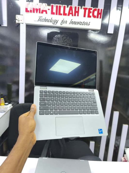 Dell Latitude 5320 2-in-1 i7 11th gen