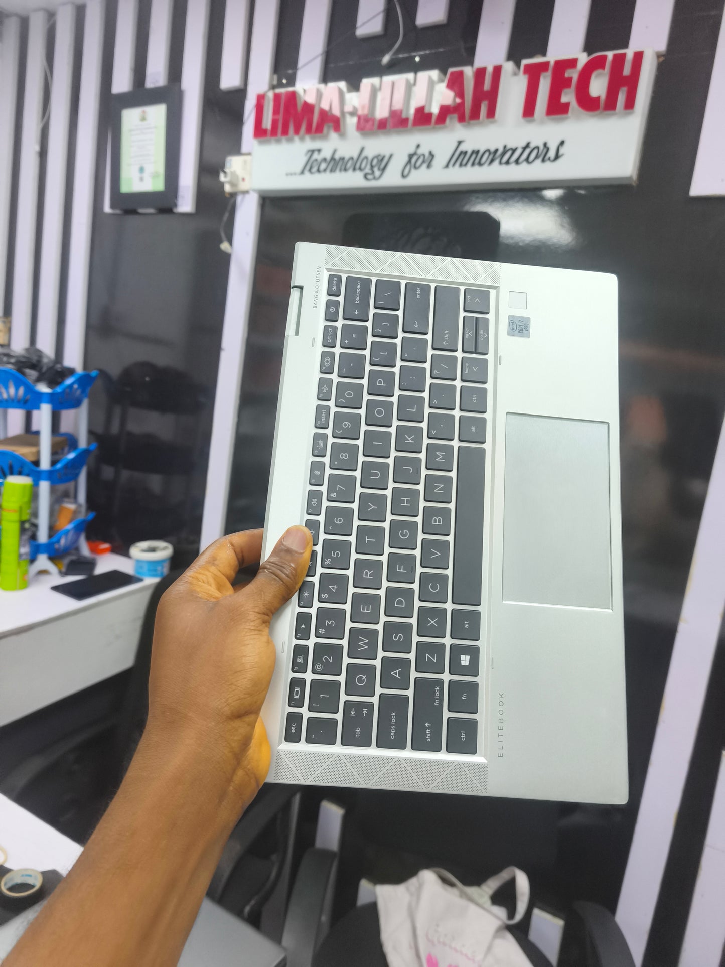 HP Elitebook 830 G7 x360 i7 10th gen