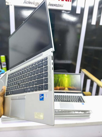 HP Elitebook 840 G8 i7 11th gen