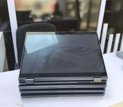 Dell Latitude 5300 2-in-1 i7 8th gen