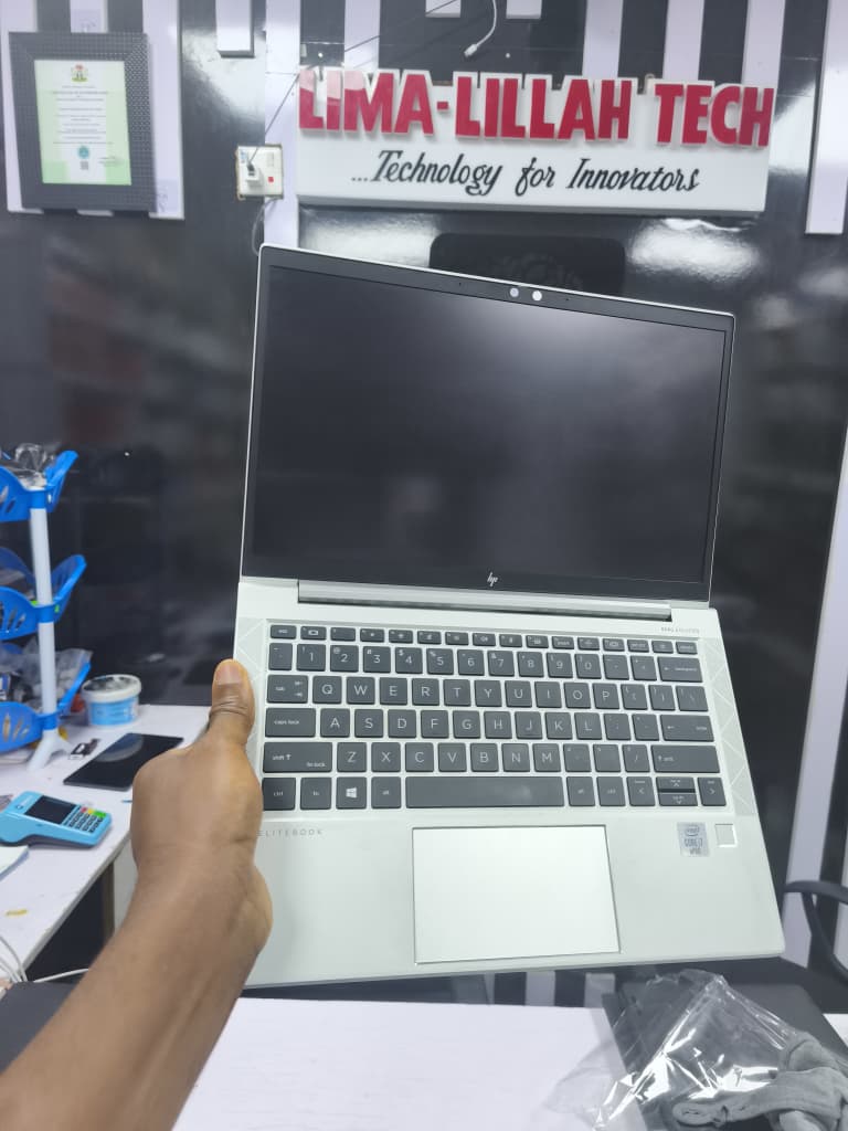 HP Elitebook 830 G7