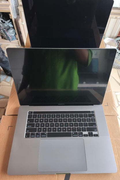 MacBook Pro (16-inch, 2019), Space Gray