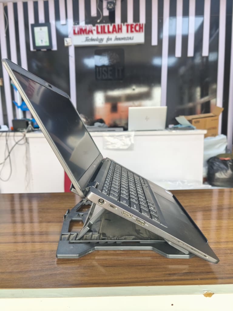 Dell 5300 core i5 8th gen