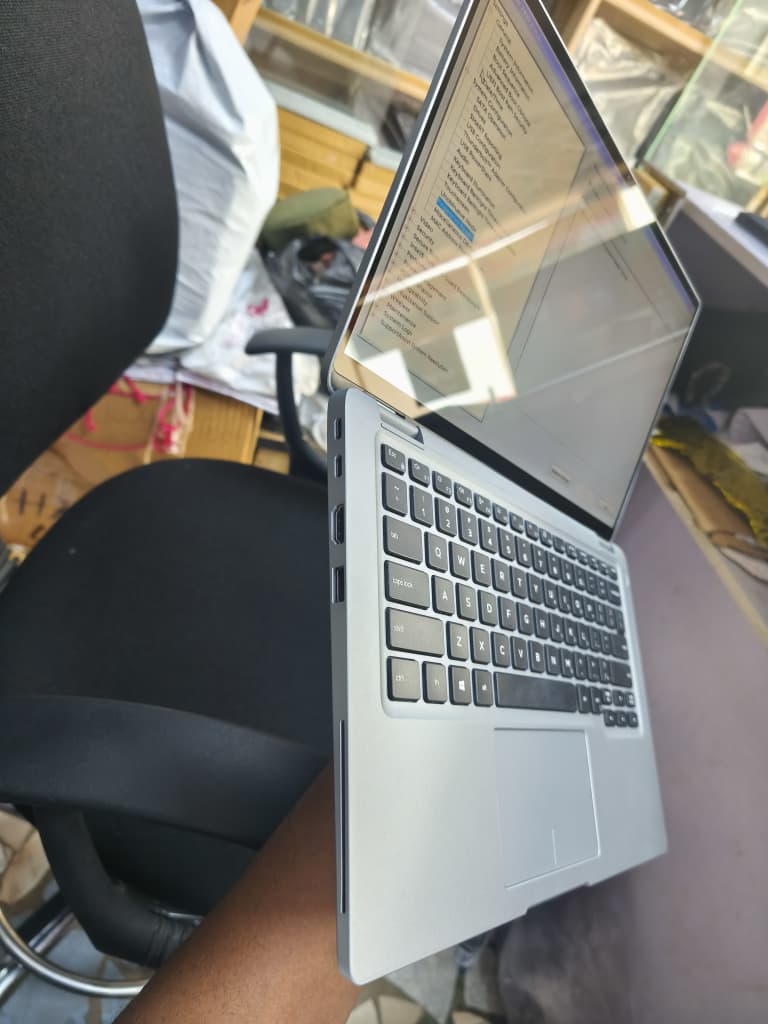 Dell Latitude 7400 2-in-1