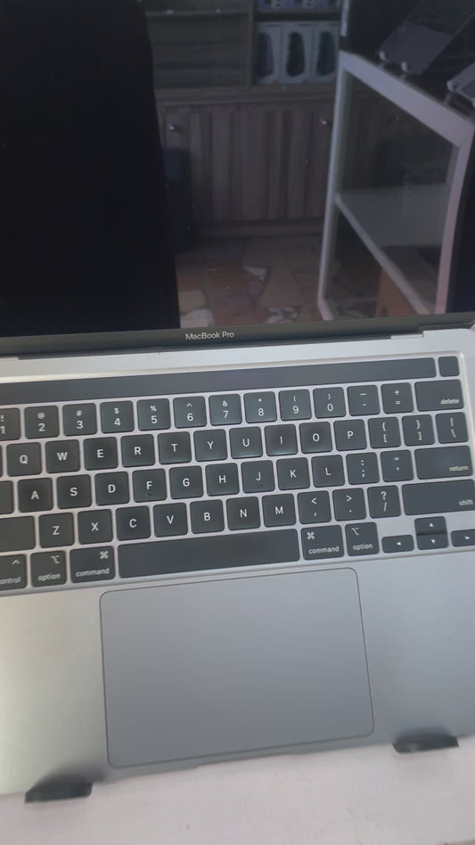 Macbook Pro 2020 i5 16GB 512GB