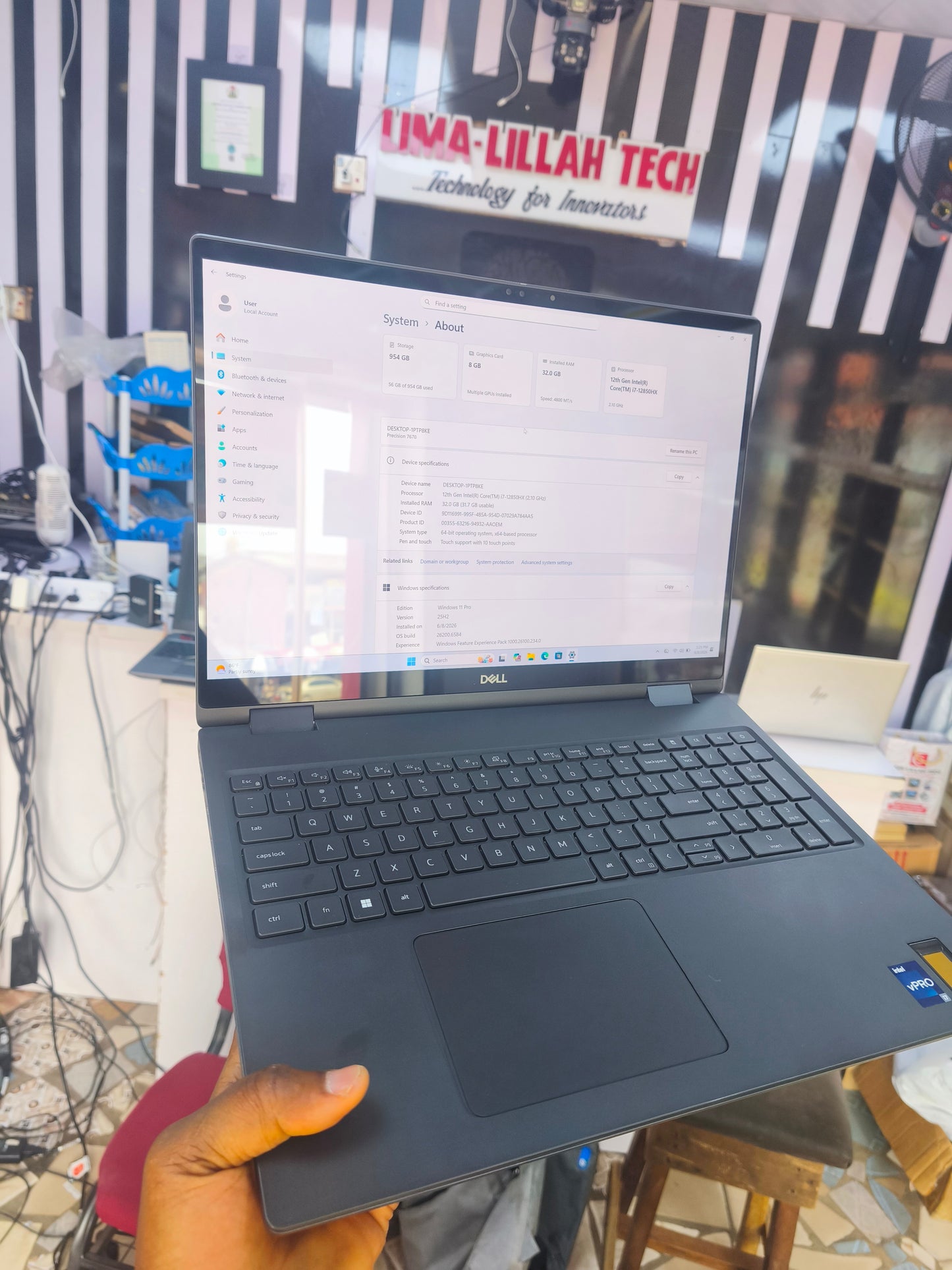 Dell precision 7670