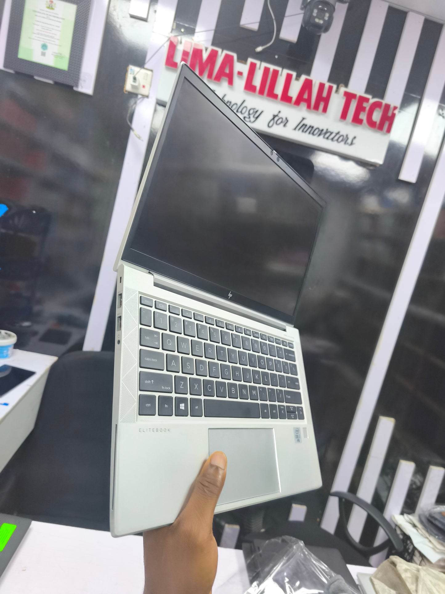 HP Elitebook 830 G7 i7 10th gen
